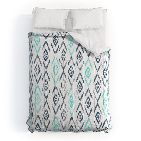 RosebudStudio Strength Comforter