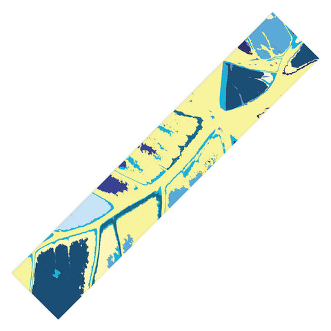 Rosie Brown Garden Curves Table Runner