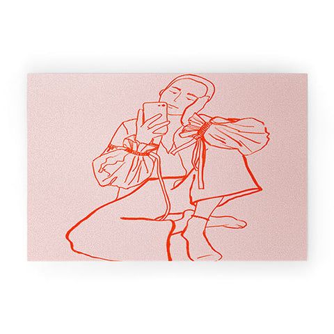 sandrapoliakov MIRROR SELFIE PINK Welcome Mat