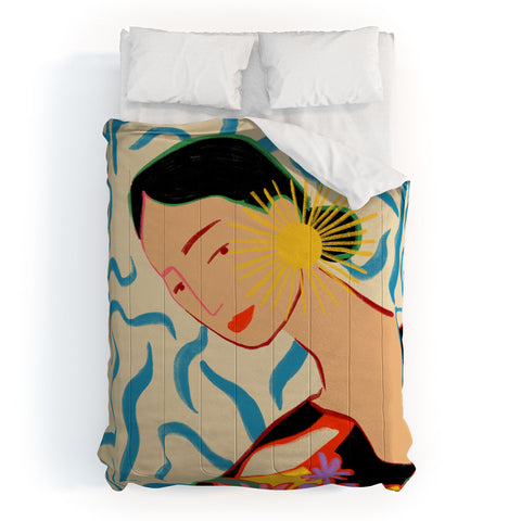 sandrapoliakov SMILING WOMAN AND SUNSHINE Comforter