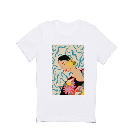 sandrapoliakov SMILING WOMAN AND SUNSHINE Classic T-shirt