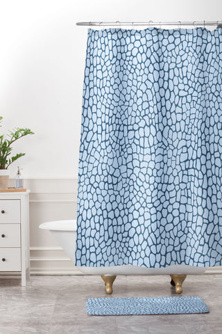 Sewzinski Blue Lizard Print Shower Curtain And Mat