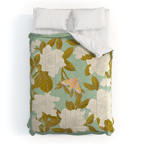 Sewzinski Gardenias on Green Comforter