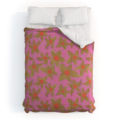Sewzinski Retro Flowers on Pink Comforter