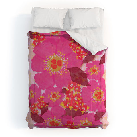Sewzinski Retro Pink Flowers Comforter