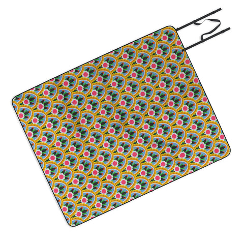 Sewzinski Yellow Scallop Floral Pattern Picnic Blanket