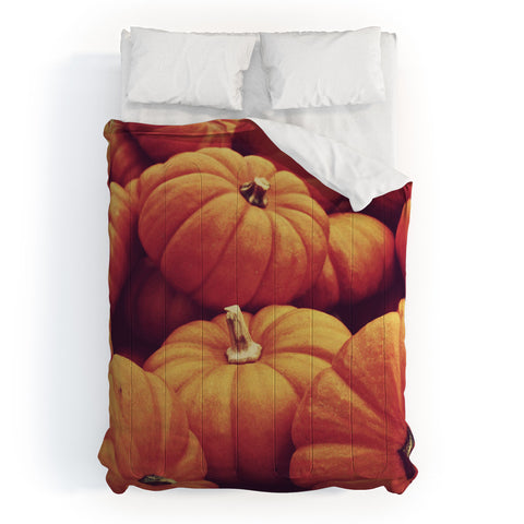 Shannon Clark Pumpkin Pile Comforter