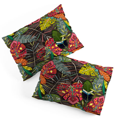 Sharon Turner boho hojas walnut Pillow Shams