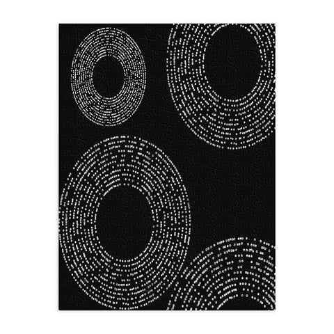 Sheila Wenzel-Ganny Minimalist Dot Dots Puzzle