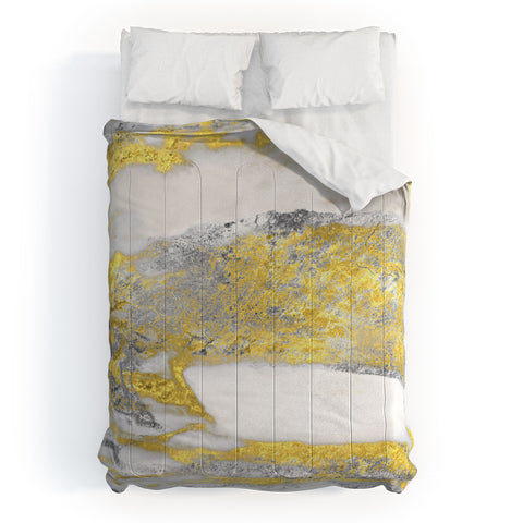 Sheila Wenzel-Ganny Silver and Gold Marble Design Comforter