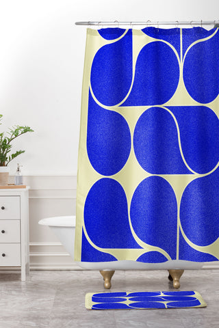 Showmemars Blue midcentury shapes no8 Shower Curtain And Mat
