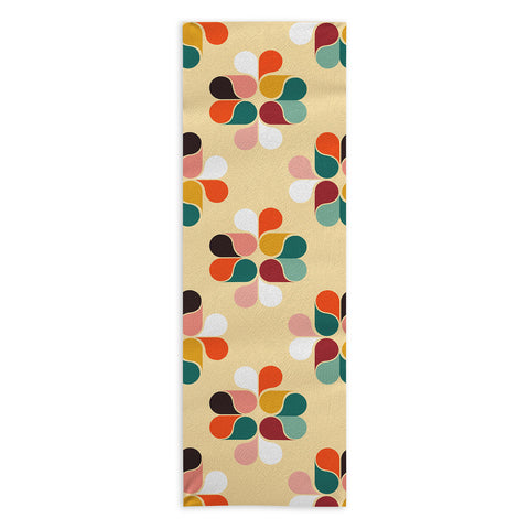 Showmemars Retro geometry pattern no2 Yoga Towel