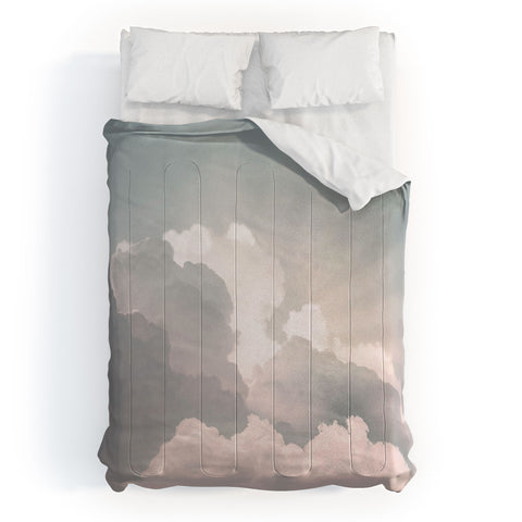 Sisi and Seb Clouds And Sun Rays Comforter