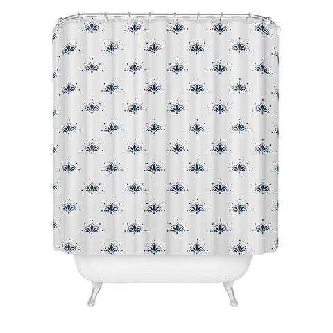 Social Proper Bla Blomst Shower Curtain