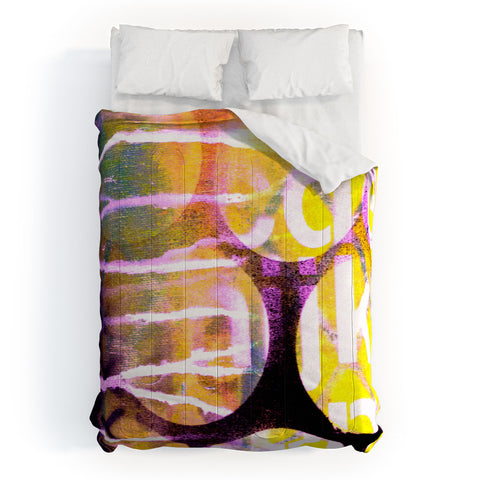 Sophia Buddenhagen Streak Comforter