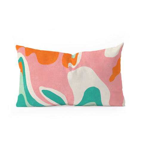 SunshineCanteen psychedelic fleurs Oblong Throw Pillow