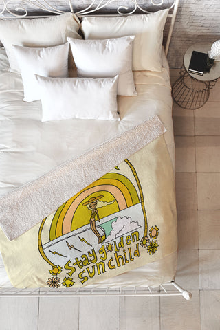 surfy birdy stay golden sun child retro surf Fleece Throw Blanket