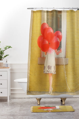 The Light Fantastic See Me Shower Curtain And Mat