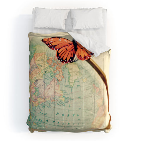 The Light Fantastic World Traveller Comforter