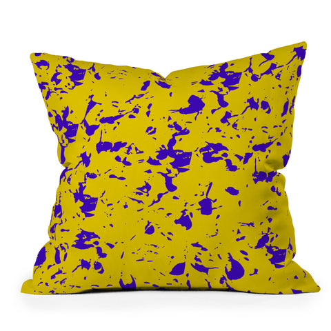 Triangle Footprint 1florec4 Throw Pillow