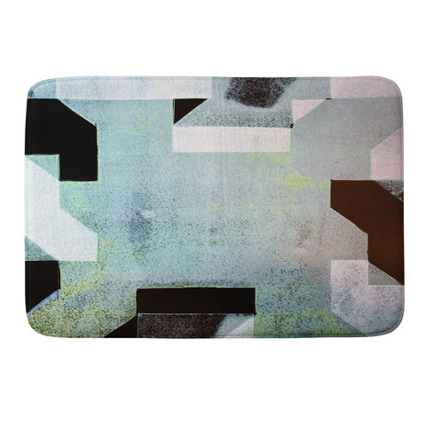 Triangle Footprint Ca6 Memory Foam Bath Mat