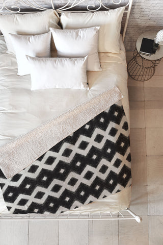 Triangle Footprint cbw2m Fleece Throw Blanket