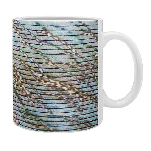 Triangle Footprint li1 Coffee Mug