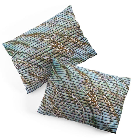 Triangle Footprint li1 Pillow Shams