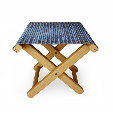 Triangle Footprint li2 Folding Stool
