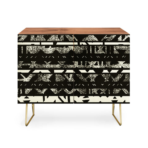 Triangle Footprint Lindiv4 Credenza