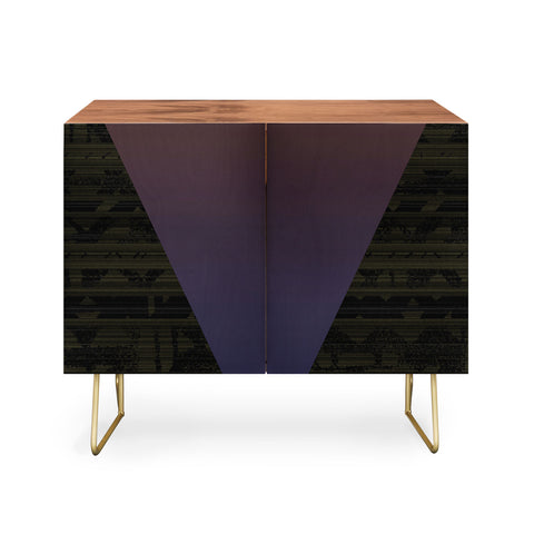 Triangle Footprint Lindiv5 Credenza
