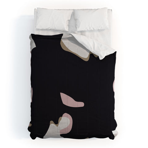 Urban Wild Studio piazza Comforter