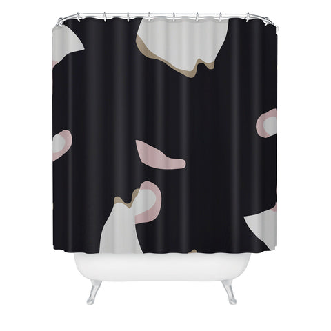 Urban Wild Studio piazza Shower Curtain