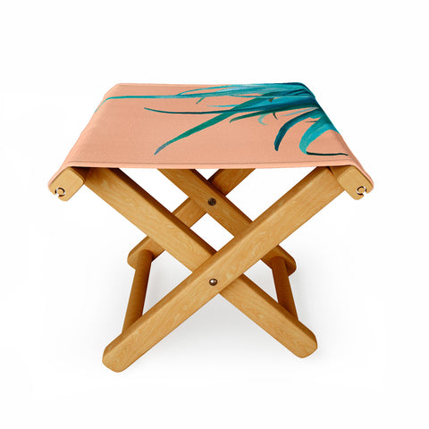 Viviana Gonzalez Aloe Vera 03 Folding Stool
