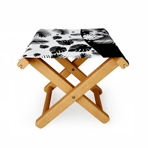 Viviana Gonzalez Black and white collection 05 Folding Stool