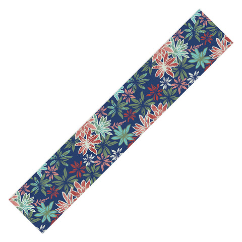 Wagner Campelo Bromelias 1 Table Runner