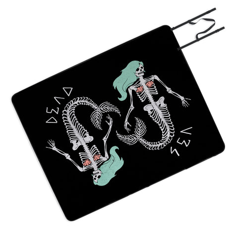 Wesley Bird Dead Sea Picnic Blanket